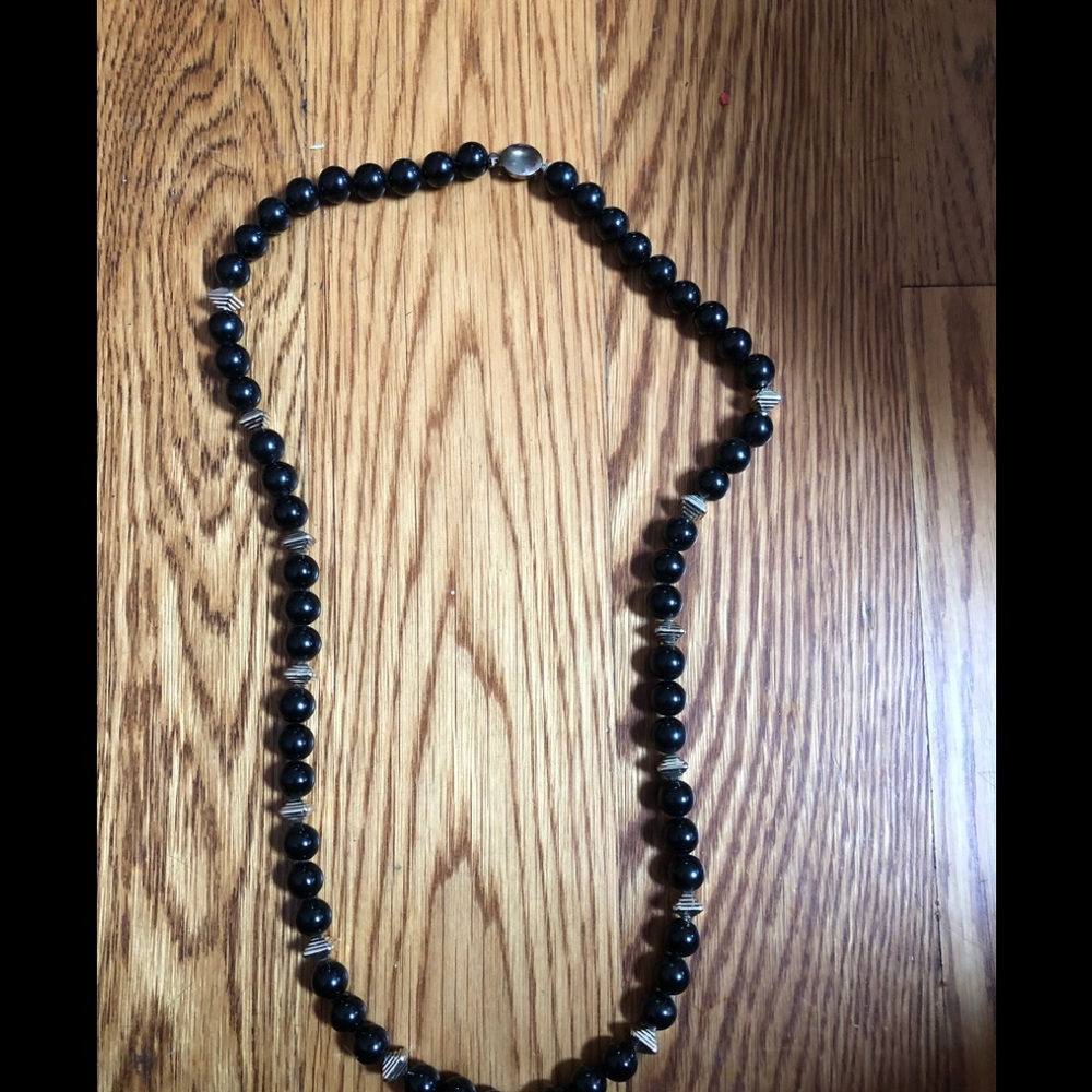 Vintage black beads wig silver accents!!